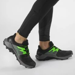 SALOMON WILDCROSS 2 NOIRE ET VERTE Chaussures Trail Salomon -Hoka Soldes Boutique 5 24740 69 SALOMON WILDCROSS 2 NOIRE ET VERTE Chaussures trail salomon