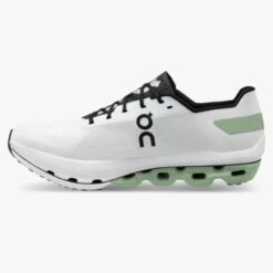 ON RUNNING CLOUDBOOM ECHO Chaussures Avec Plaque Carbone -Hoka Soldes Boutique 5 26113 76 ON RUNNING CLOUDBOOM ECHO Chaussures avec plaque carbone